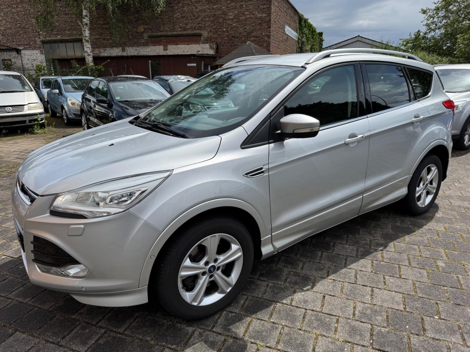Ford Kuga 2.0 Titanium TOP/TÜV 07/2027/EURO 6/ALU/+++
