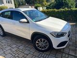 Mercedes-Benz GLA 180 DCT - - gebrauchte Mercedes-Benz GLA 180 aus dem Jahr 2021