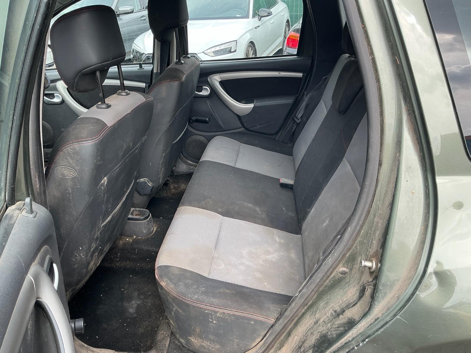 Dacia Duster 2013 — photo 14