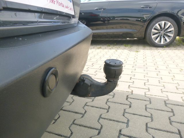 Fahrzeugabbildung Volkswagen Tiguan 1,4 TSI >AHK/NAVI/SHZ/PDC