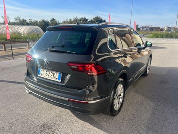Volkswagen Tiguan - 4