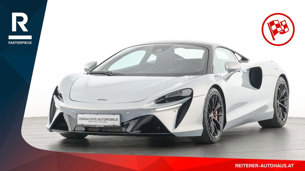 Image of McLaren Artura