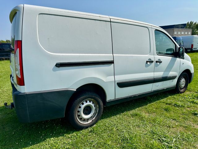 Toyota Proace L2H1 Kasten verglast Comfort — Bild 3