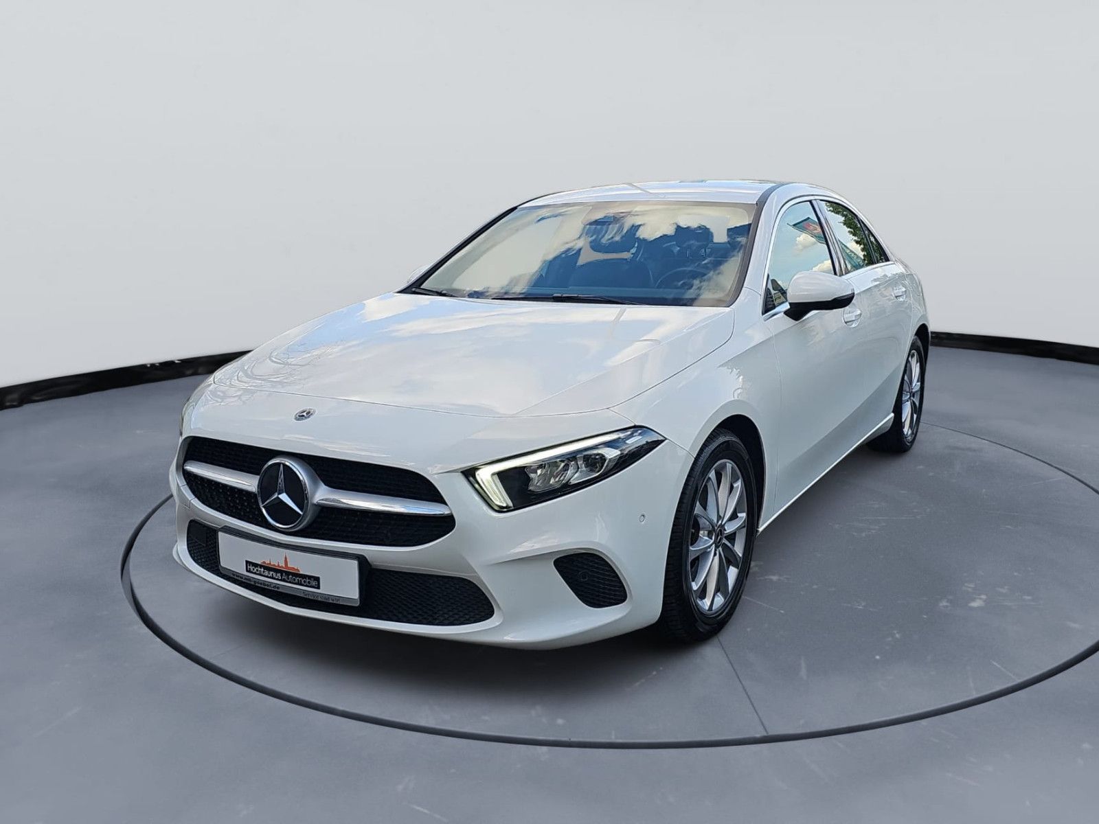 MERCEDES-BENZ A 180 A d Limousine-Widescreen-SHZ-Leder-PDC