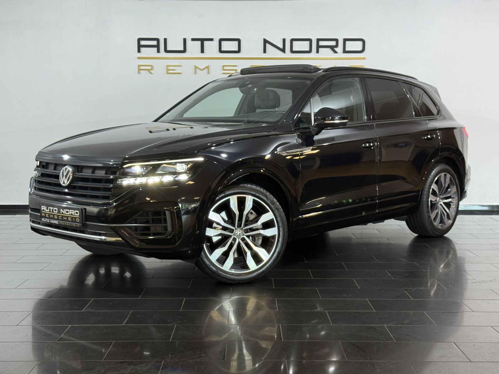 VW Touareg 3.0 TSI R-Line 4M.*Matrix*Pano*Massage*