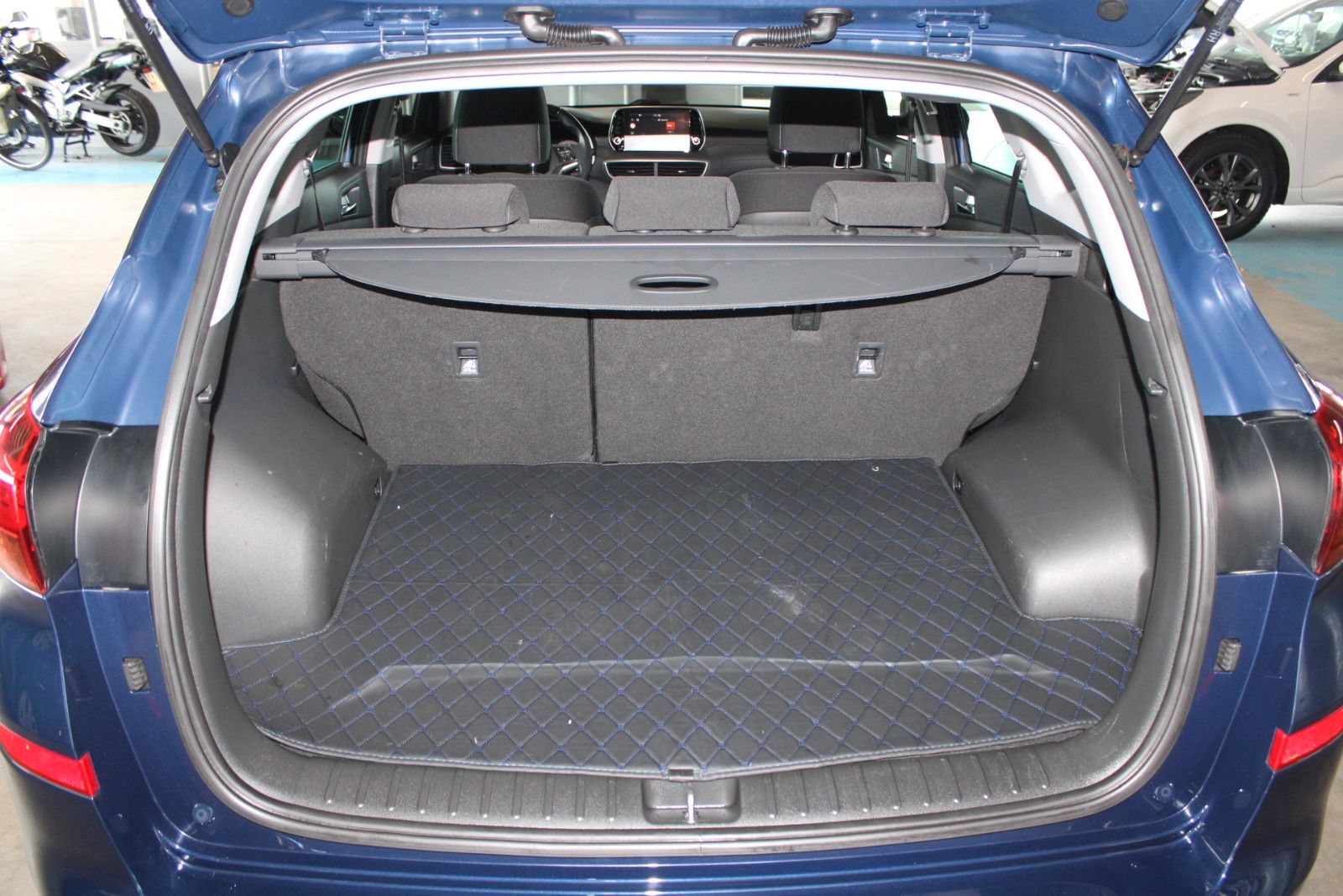 Fahrzeugabbildung Hyundai TUCSON STYLE Aut. NAVI AHK LED SHZ CAM uvm.