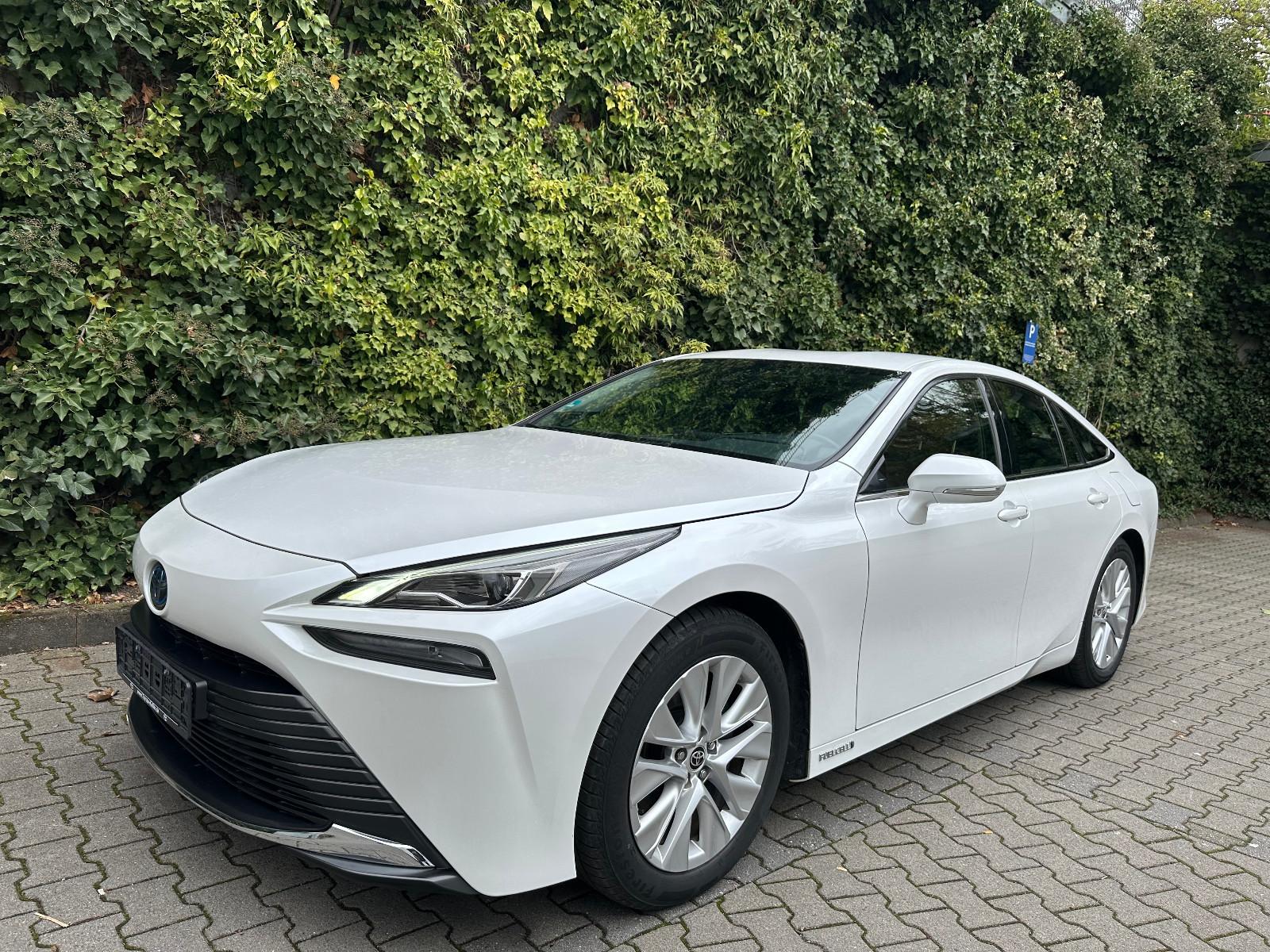 Toyota Mirai /RFK/JBL