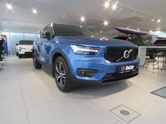 Volvo XC40 T4 Recharge R Design Expression IntelliSafe