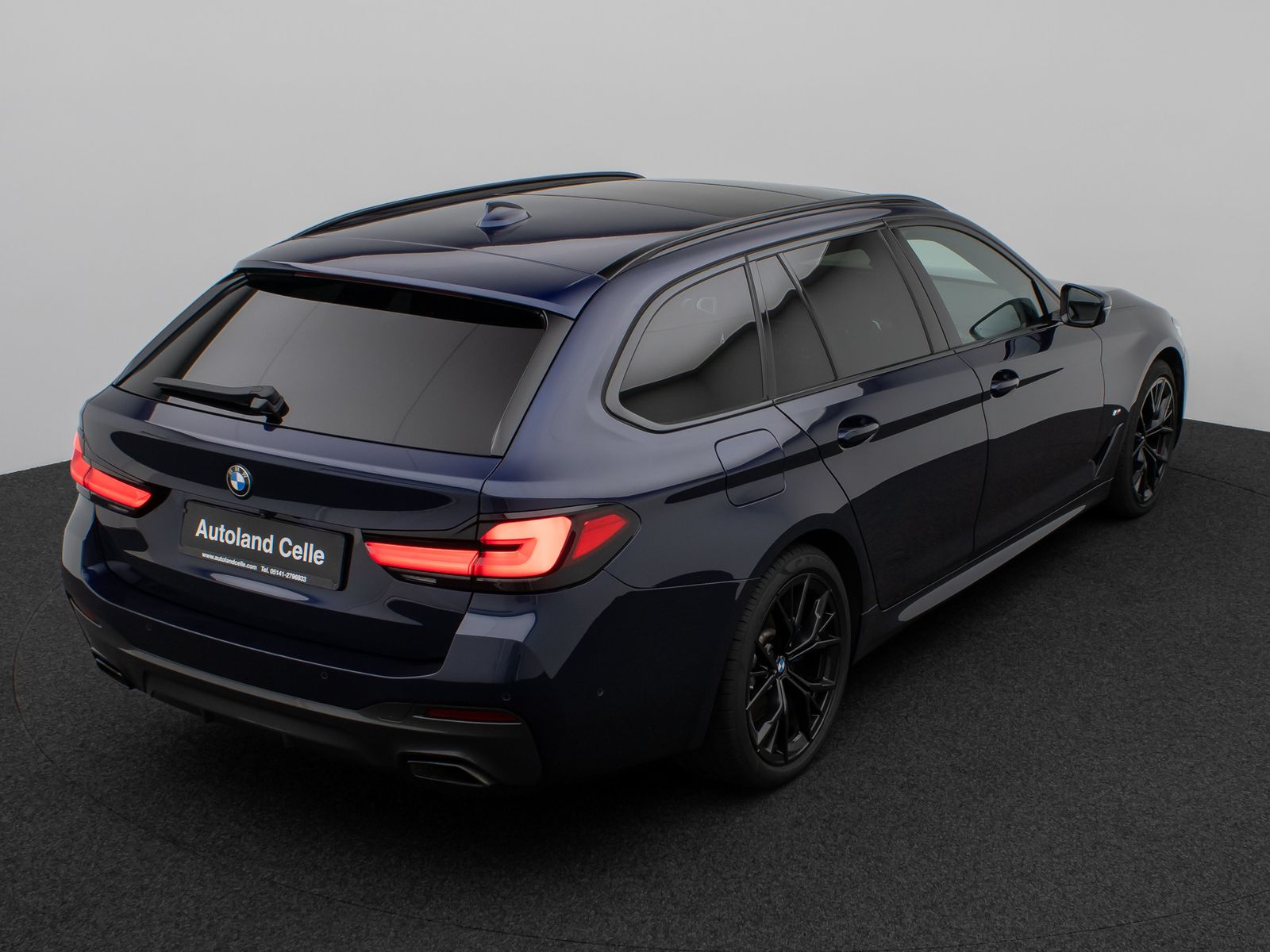 Fahrzeugabbildung BMW 520d xD M Sport FondEnt DAB Kamera Laser H/K 19"