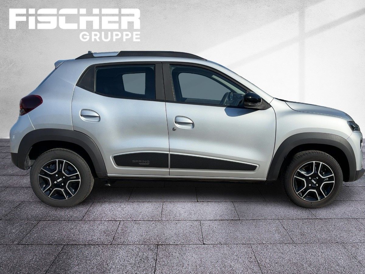 Fahrzeugabbildung Dacia Spring Essential 45 CCS