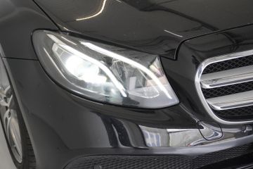 Mercedes E 220 - 9
