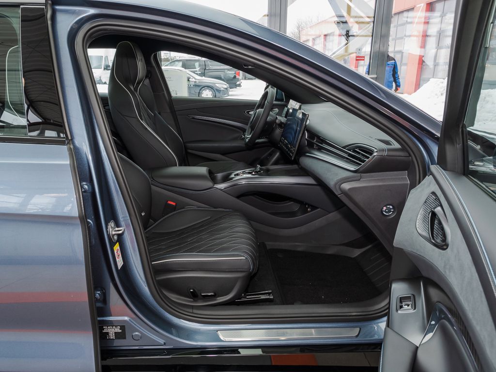 BYD SEAL