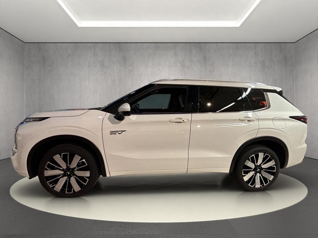 Mitsubishi Outlander Plug-in Hybrid TOP + Luxury Paket PANO