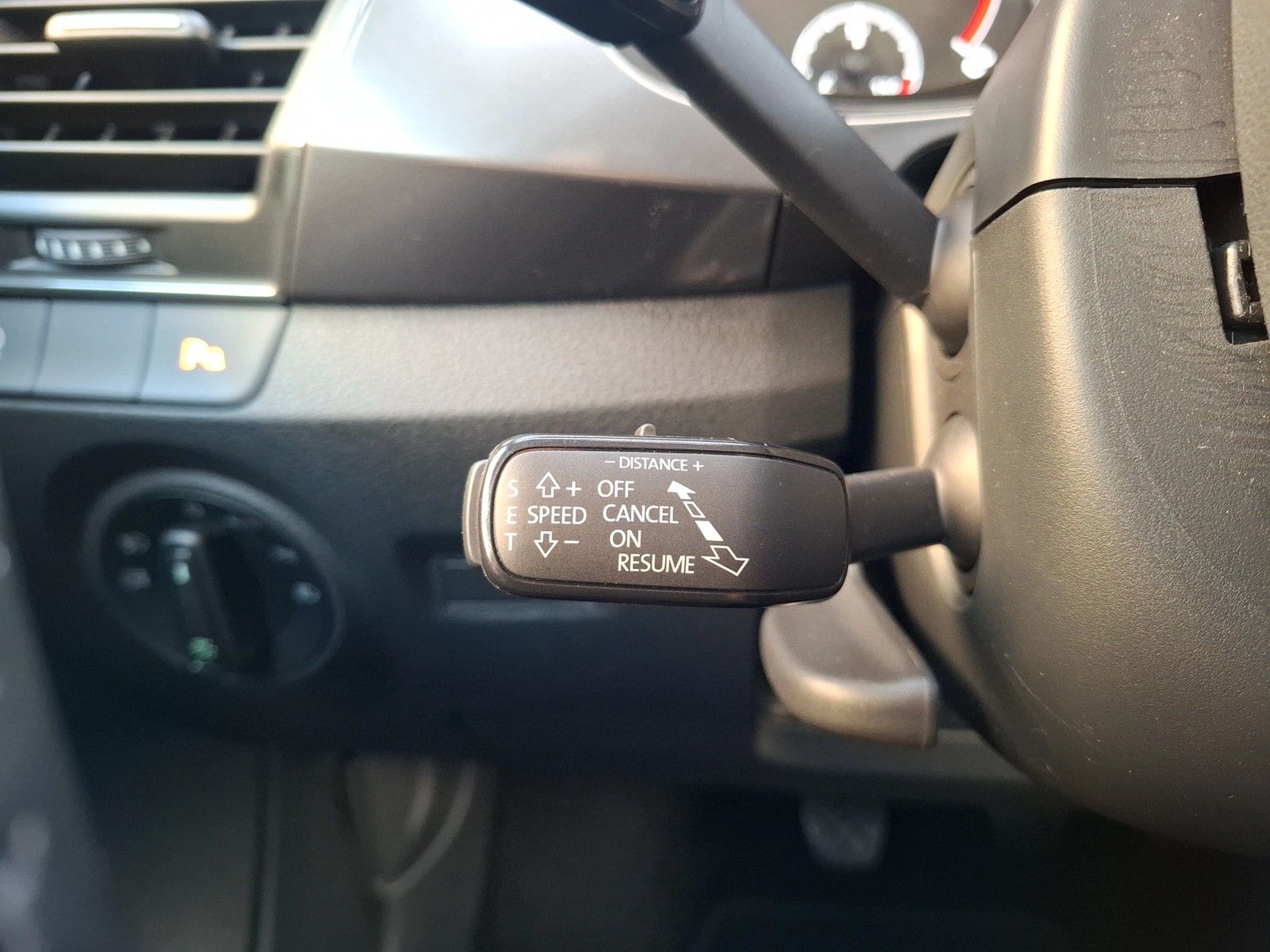 Fahrzeugabbildung SKODA Fabia TSI Best of Clever LED Navi ACC PDC SHZ LM