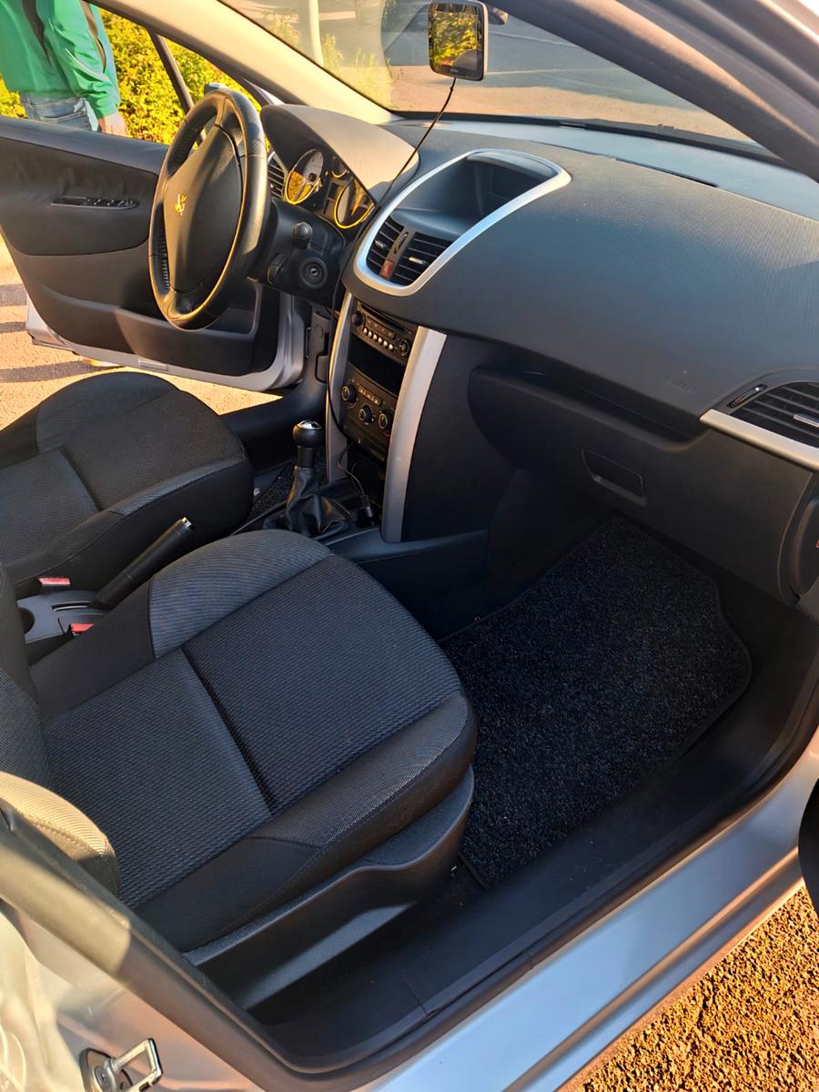 Peugeot 207 2012 — photo 5