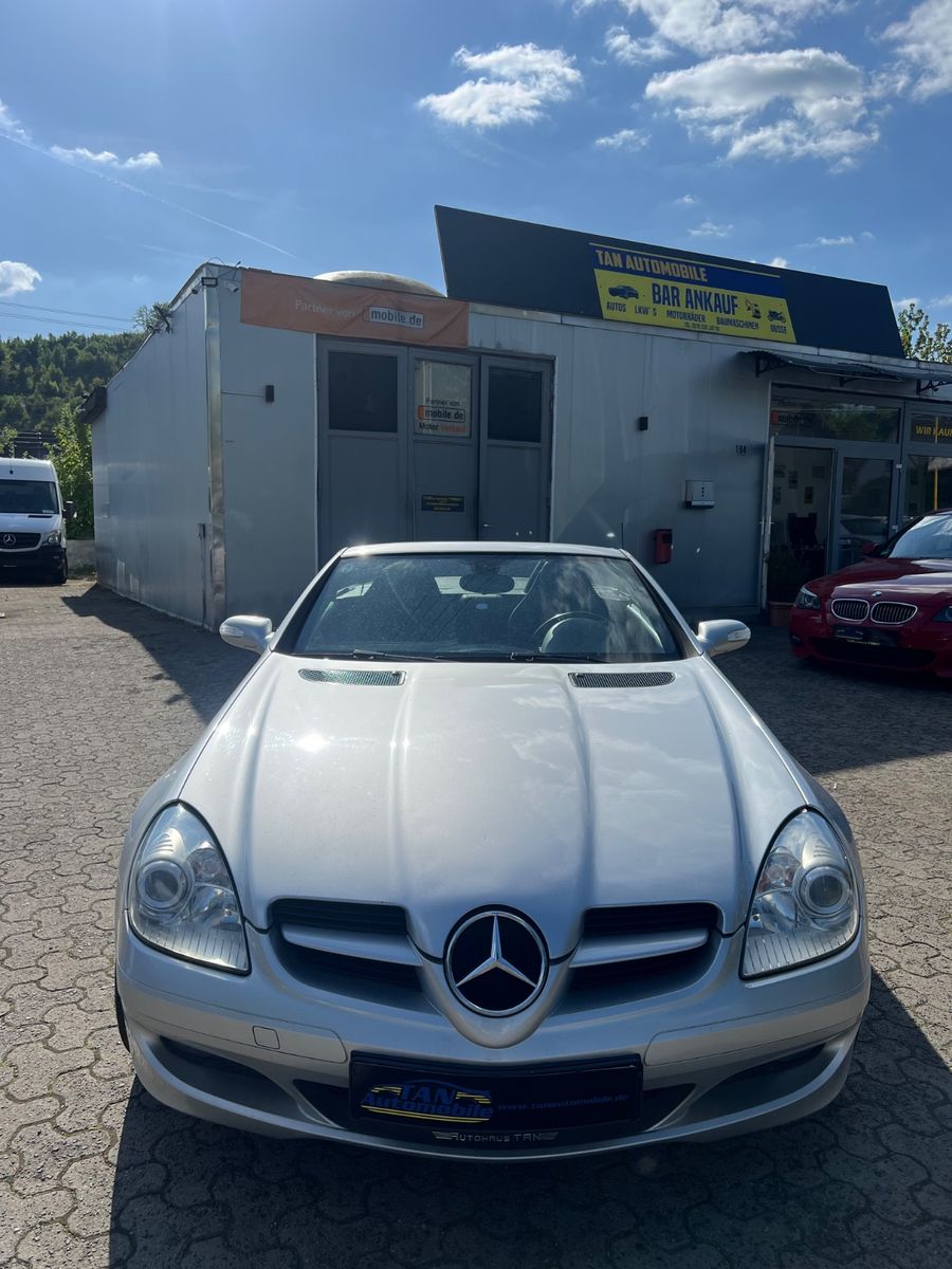 Fahrzeugabbildung Mercedes-Benz SLK 200 SLK Roadster SLK 200 Kompressor