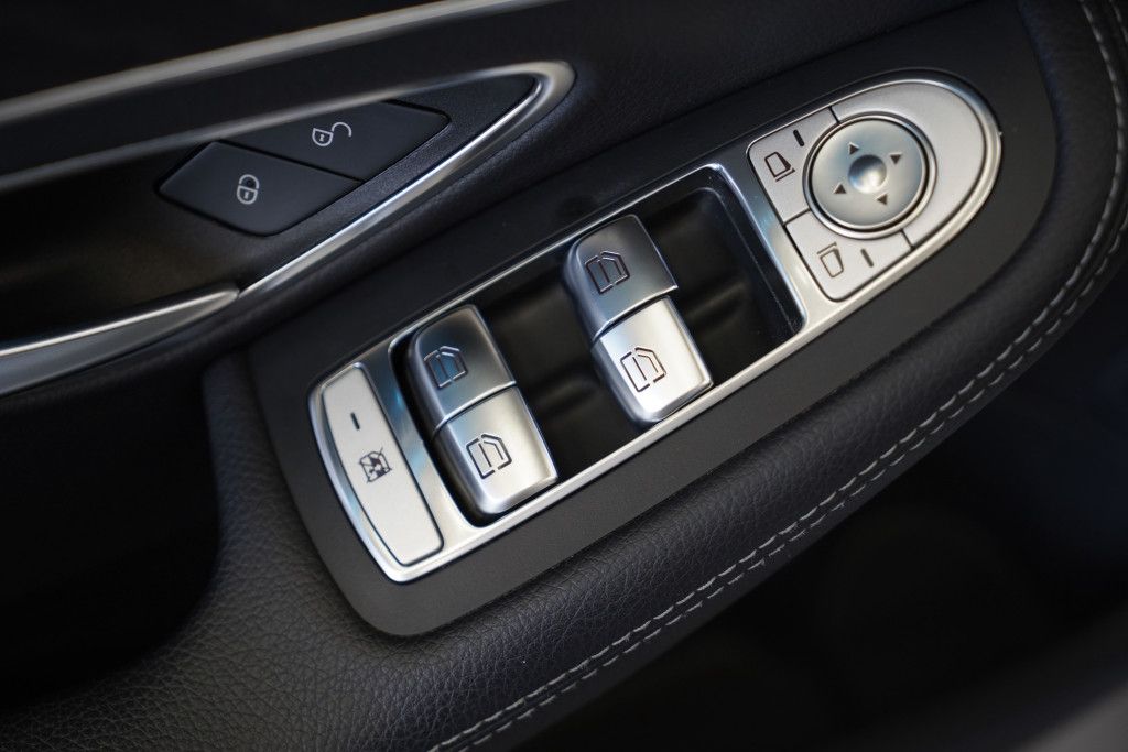 Mercedes Benz C 300