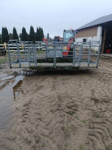 Manitou Arbeits Korb Hydraulisch Schwenkbar