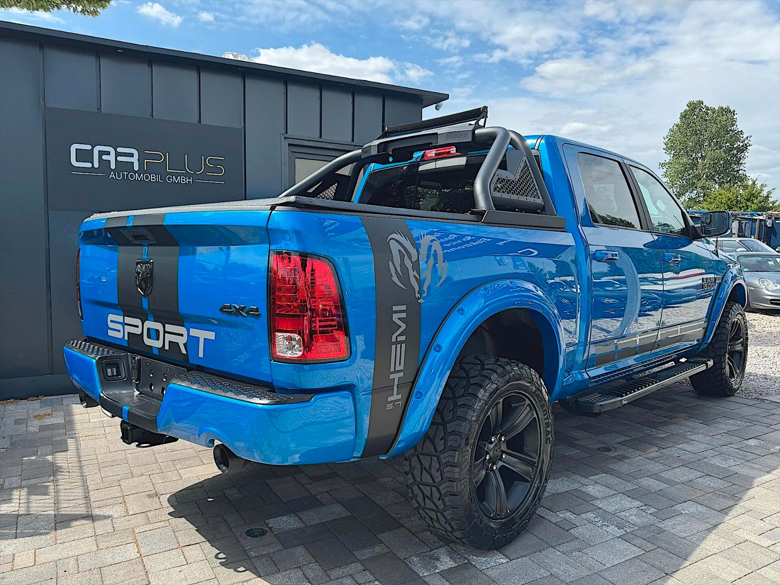 Fahrzeugabbildung Dodge RAM 5.7 V8 HEMI SPORT Offroad NIGHT 4x4 LED 19%
