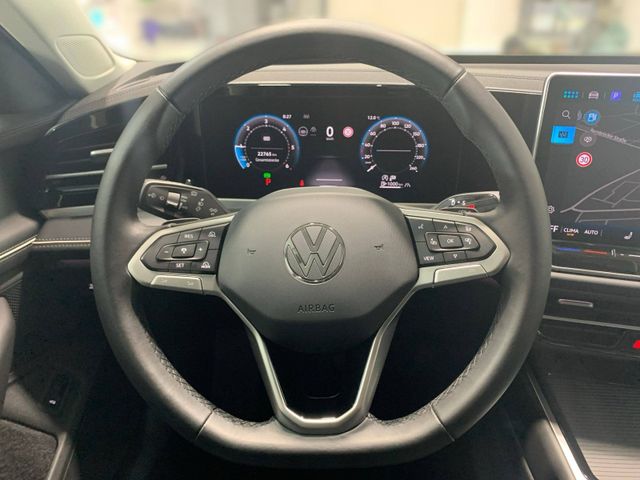 Passat Variant 2.0 TDI DSG ELEGANCE AHK+IQ.LIGHT