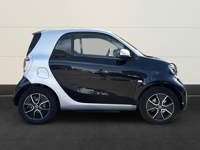 Smart fortwo coupe electric drive EQ passion+SZH+Pano