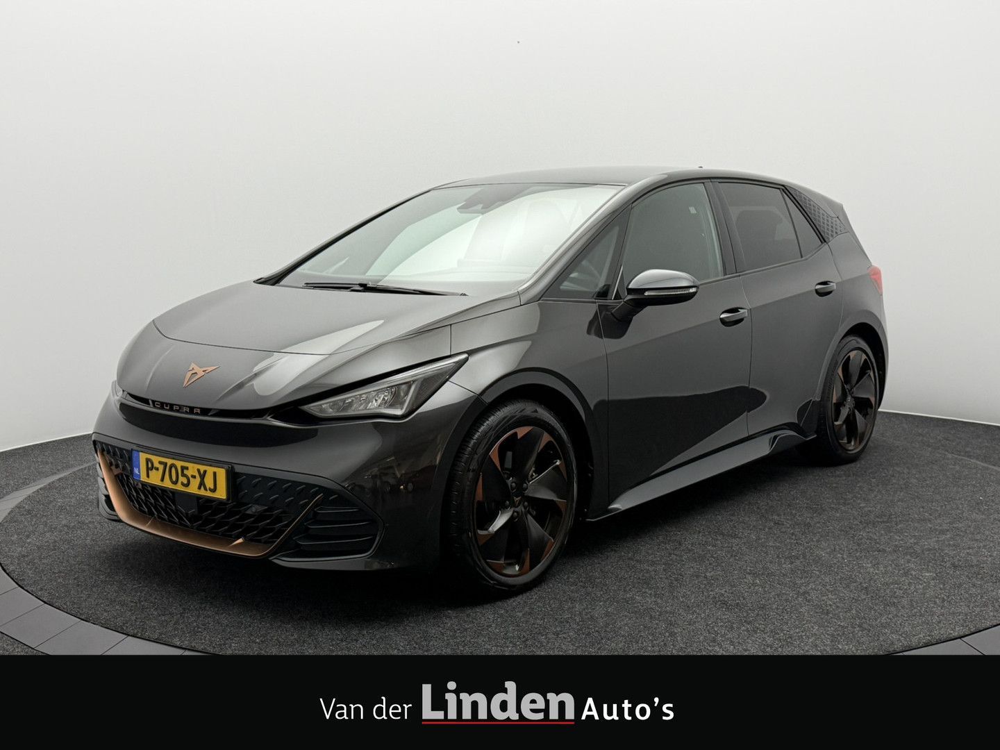 Cupra Born Adrenaline One 62 kWh SOH 95,9% | kamera |