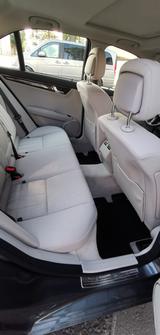 Mercedes-Benz C 180 KOMPRESSOR BlueEFFICIENCY - Elegance - Mercedes-Benz C 180: Elegance