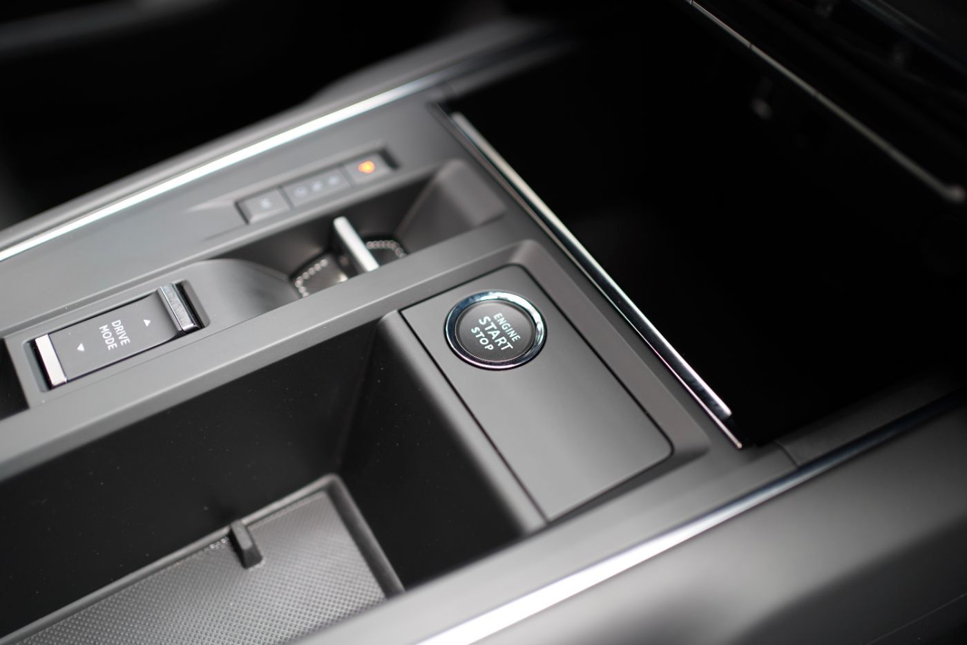 Fahrzeugabbildung Citroën C5 Aircross Hybrid 145 Max e-DCS6 Automatik Navi