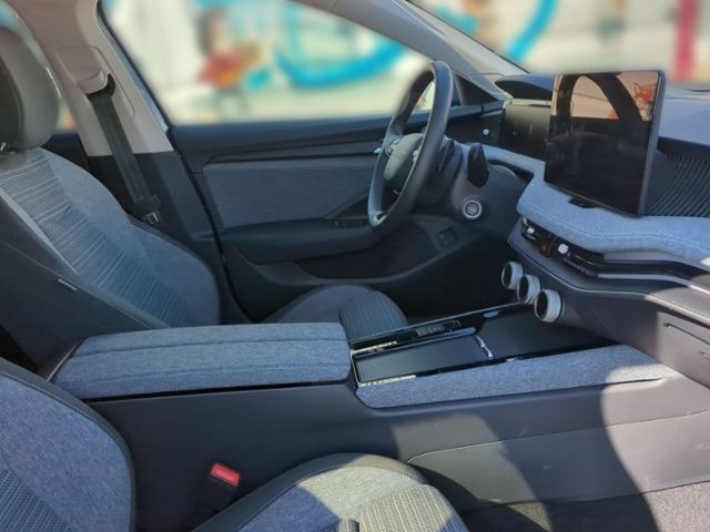 Fahrzeugabbildung SKODA Superb Combi 1.5 TSI iV DSG Selection AHK NAVI W