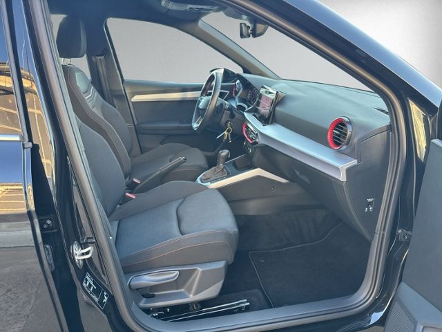 Arona 1.5 TSI DSG FR +LED+NAVI.+KAMERA+ACC+SIHZ+