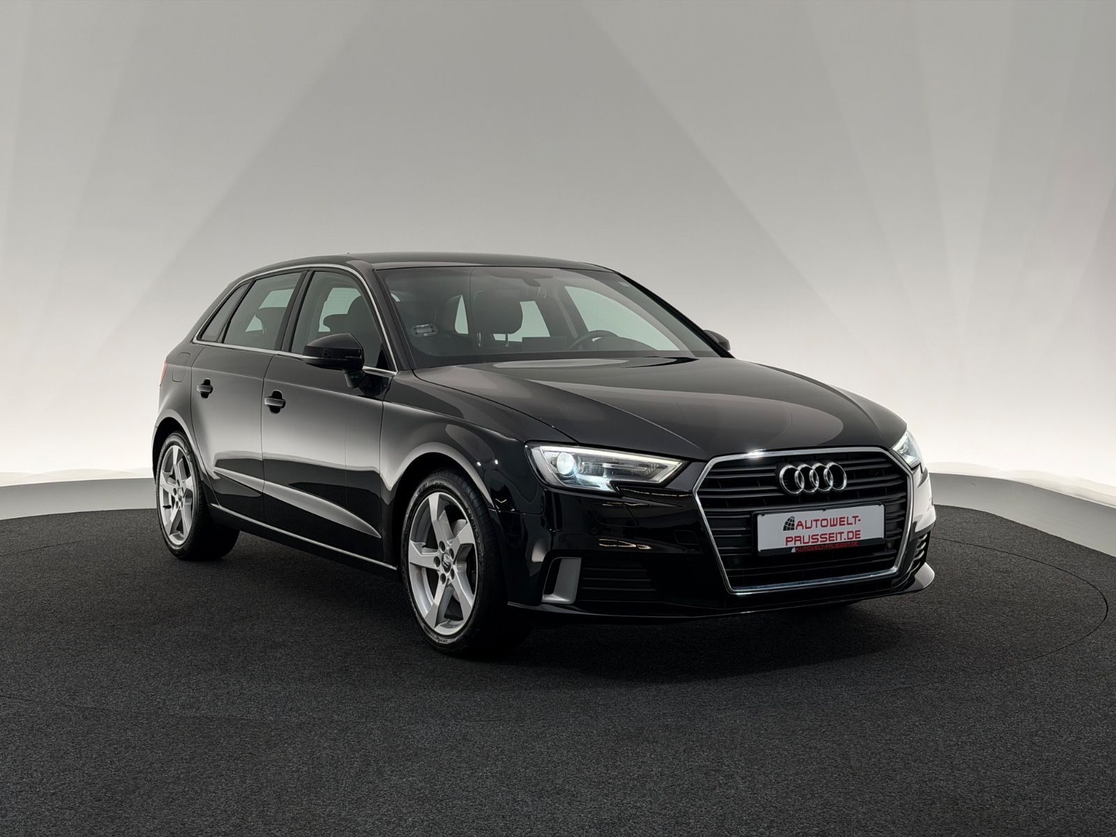 Gebrauchtwagen Audi A3 A3 Sb. 30 TFSI*SPORT*BiXENON-PDC-APPLE-MMI-SHZ in Dirlos