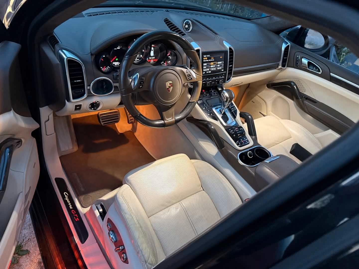 Porsche Cayenne turbo GTS