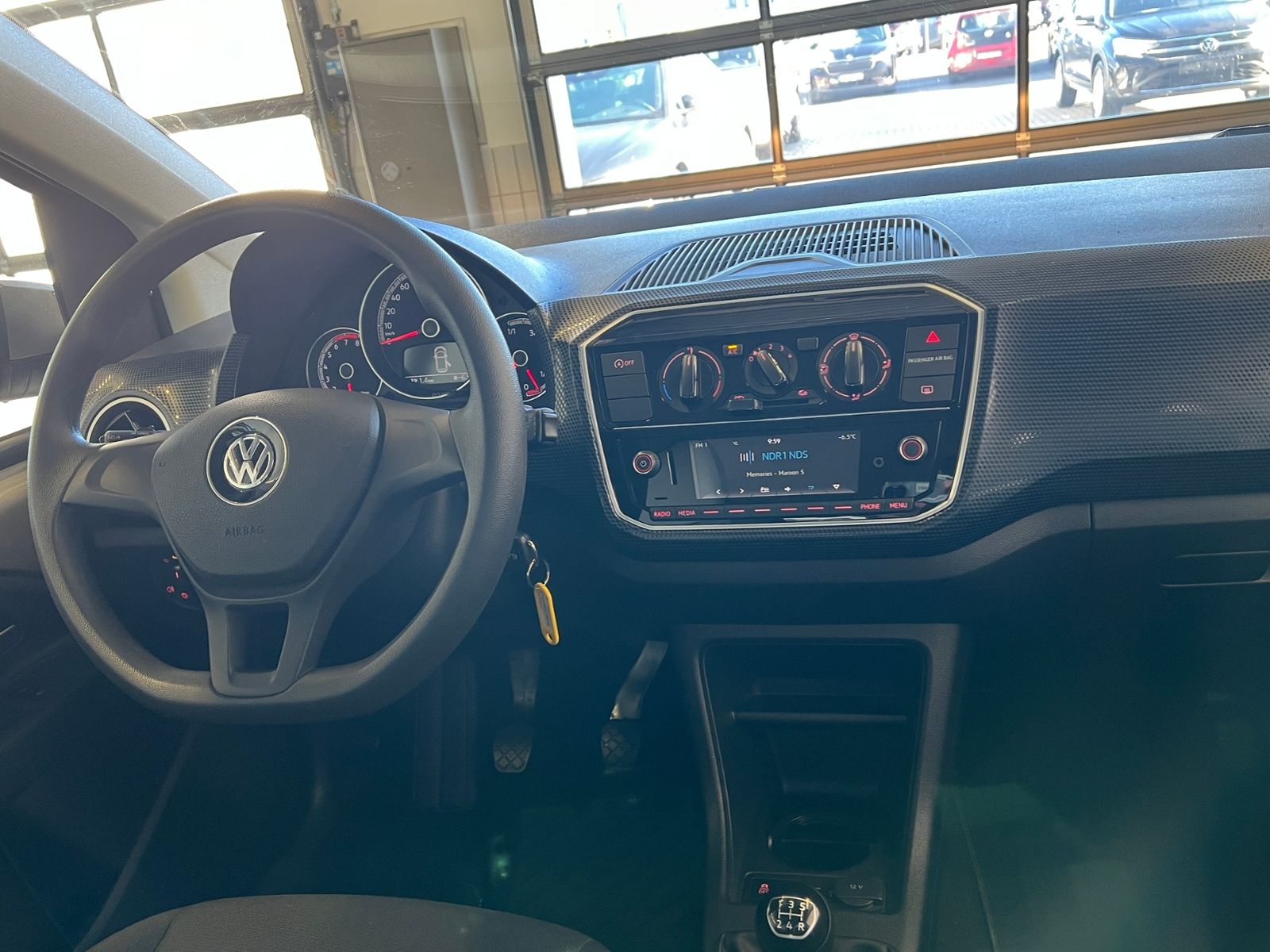 Fahrzeugabbildung Volkswagen up! move 1.0 *Klima, Composition Phone, PDC hint