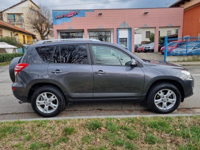 Toyota TOYOTA RAV 4 RAV4 2.2 D-4D 150 CV DPF Luxury