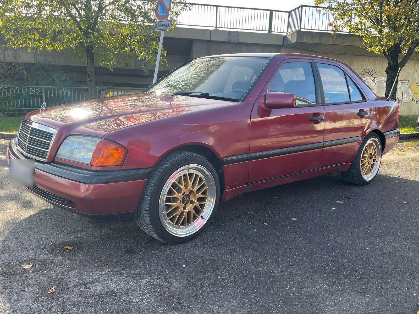Mercedes-Benz C 180