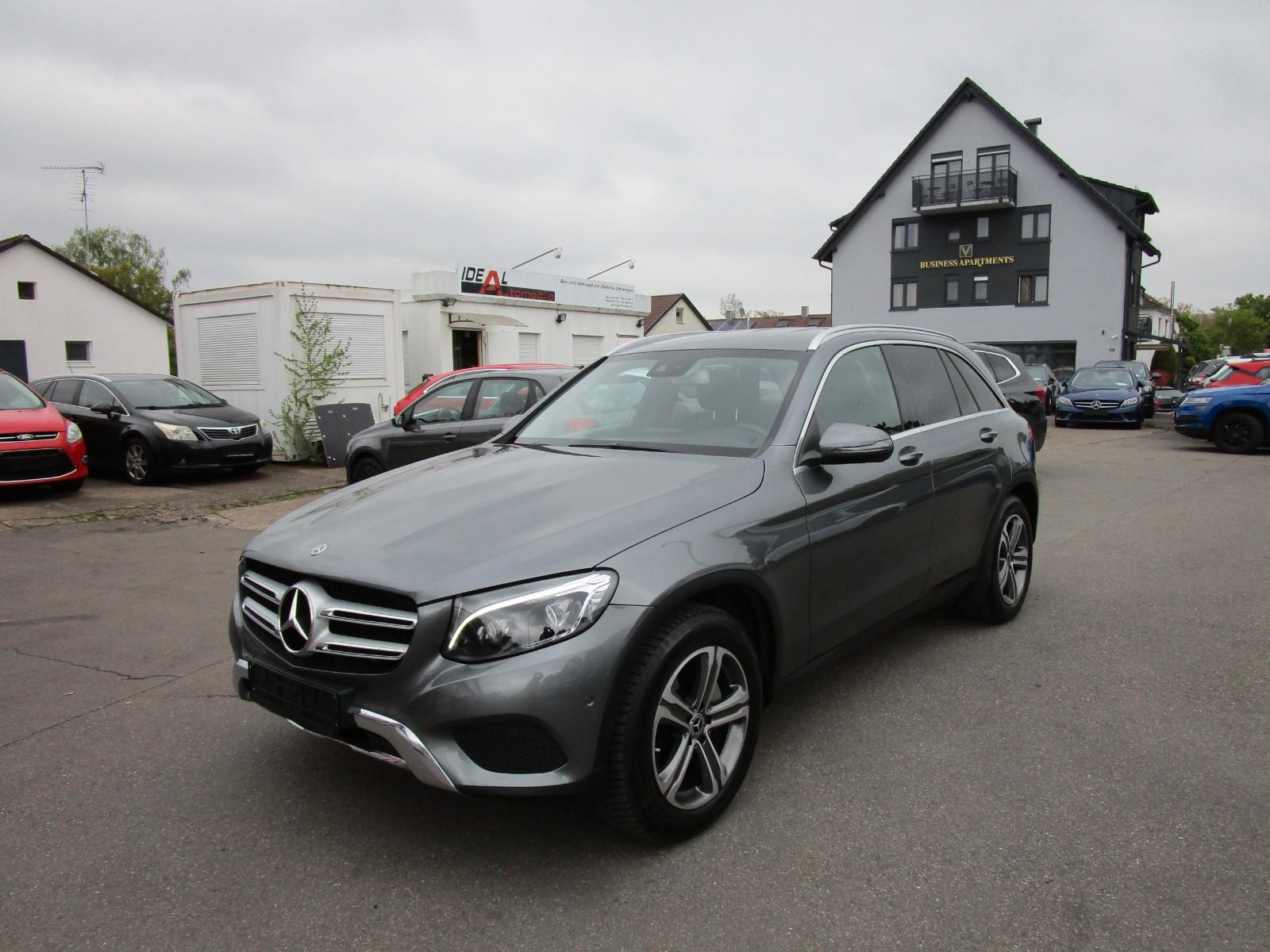Mercedes-Benz GLC 220 d 4Matic*AMG Line Int*LED*NAVI*LEDER*AHK