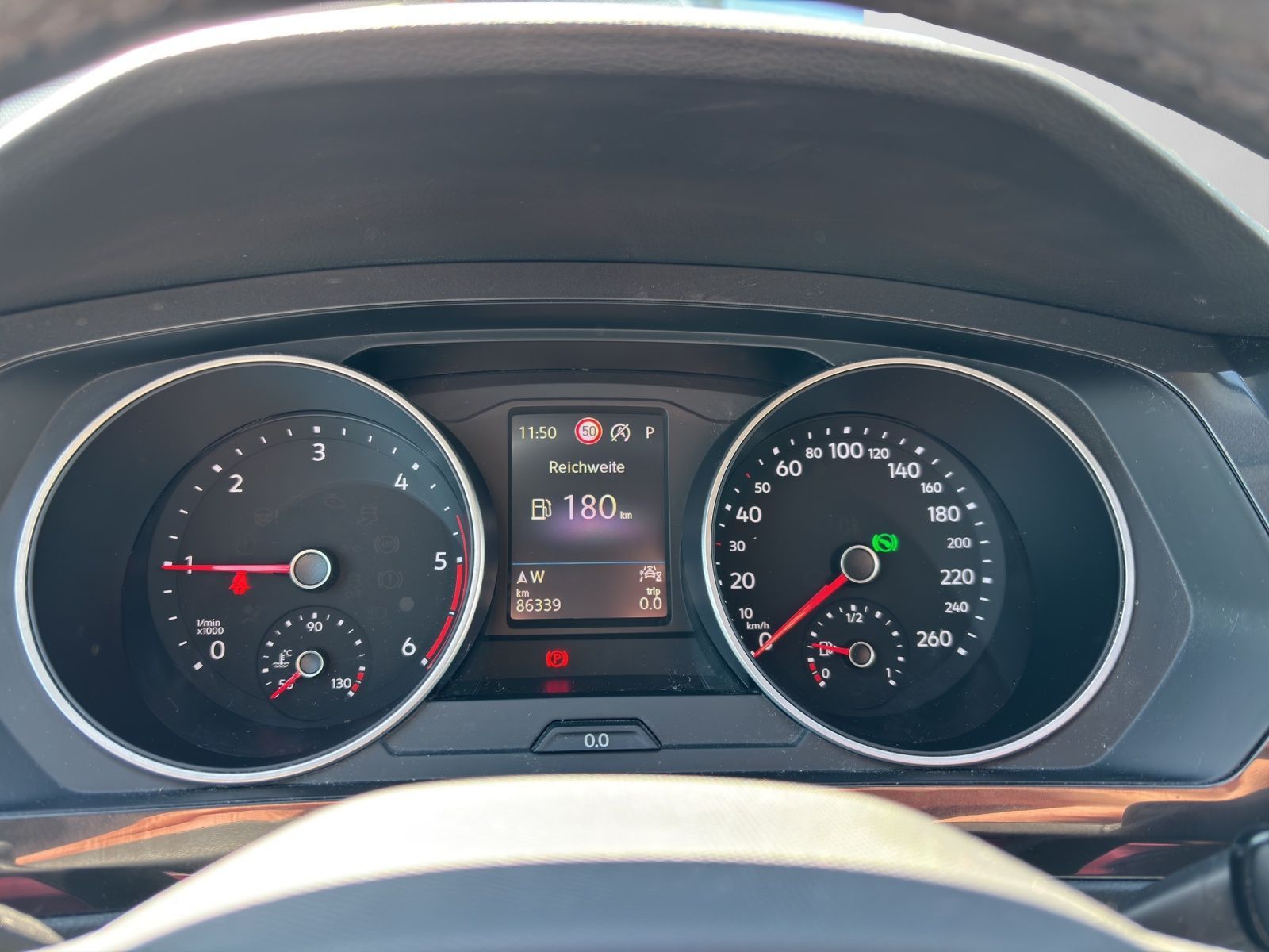Volkswagen Tiguan - Bild 11