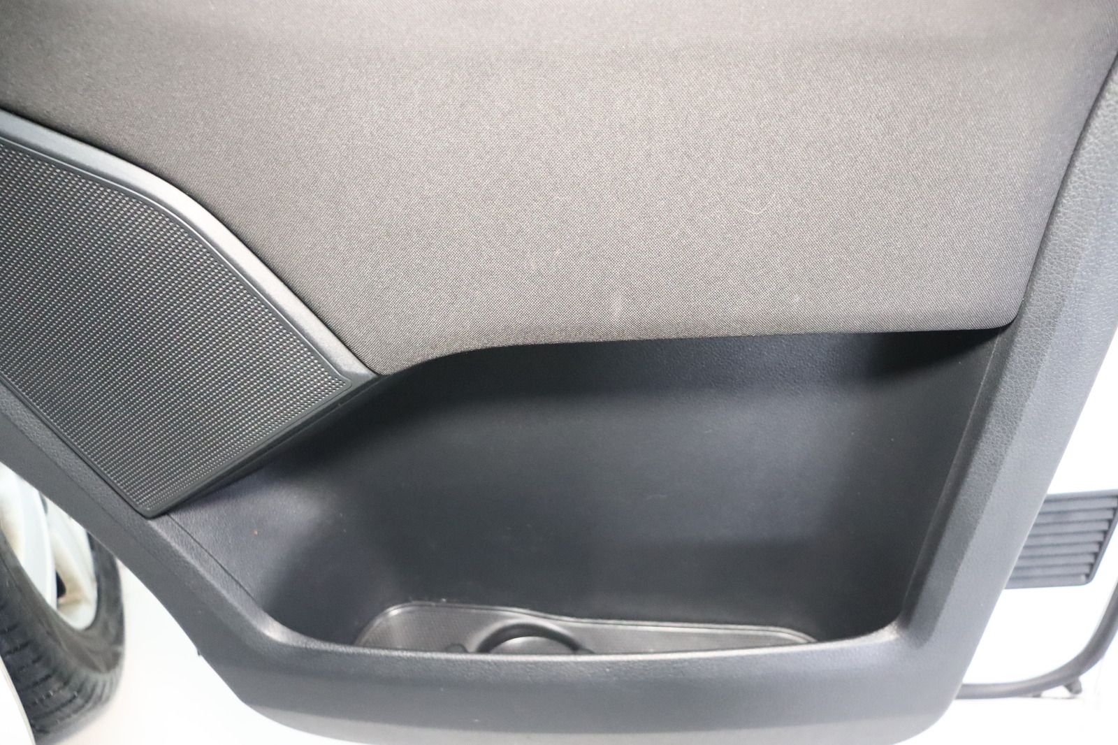 Fahrzeugabbildung Volkswagen T6 Multivan * Standhzg. * LED * AHK