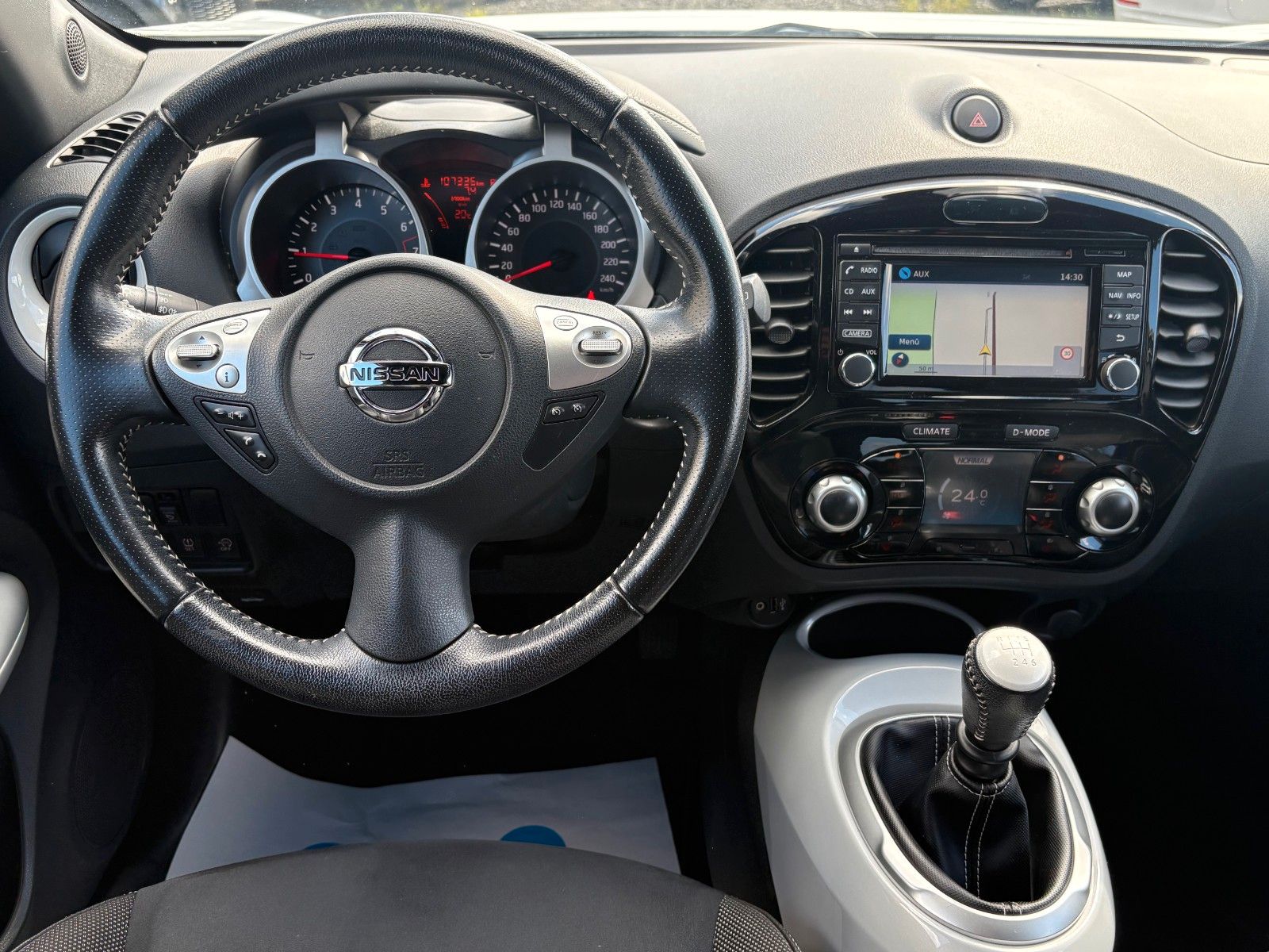 Fahrzeugabbildung Nissan Juke 1.2 N-Vision Navi Leder Kamera SCHECKHEFT