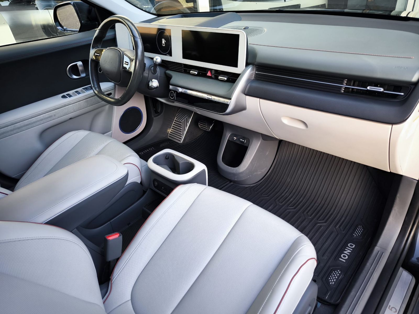 Fahrzeugabbildung Hyundai Ioniq 5 Uniq 4WD VIRTU+HEAD+MEMO+NAVI+ACC+360°+