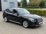 BMW X1 20 d xDrive Garantie* Automatik* Panorama* - BMW X1 mit Diesel-Antrieb: Schwarz, Allradantrieb, Geländewagen