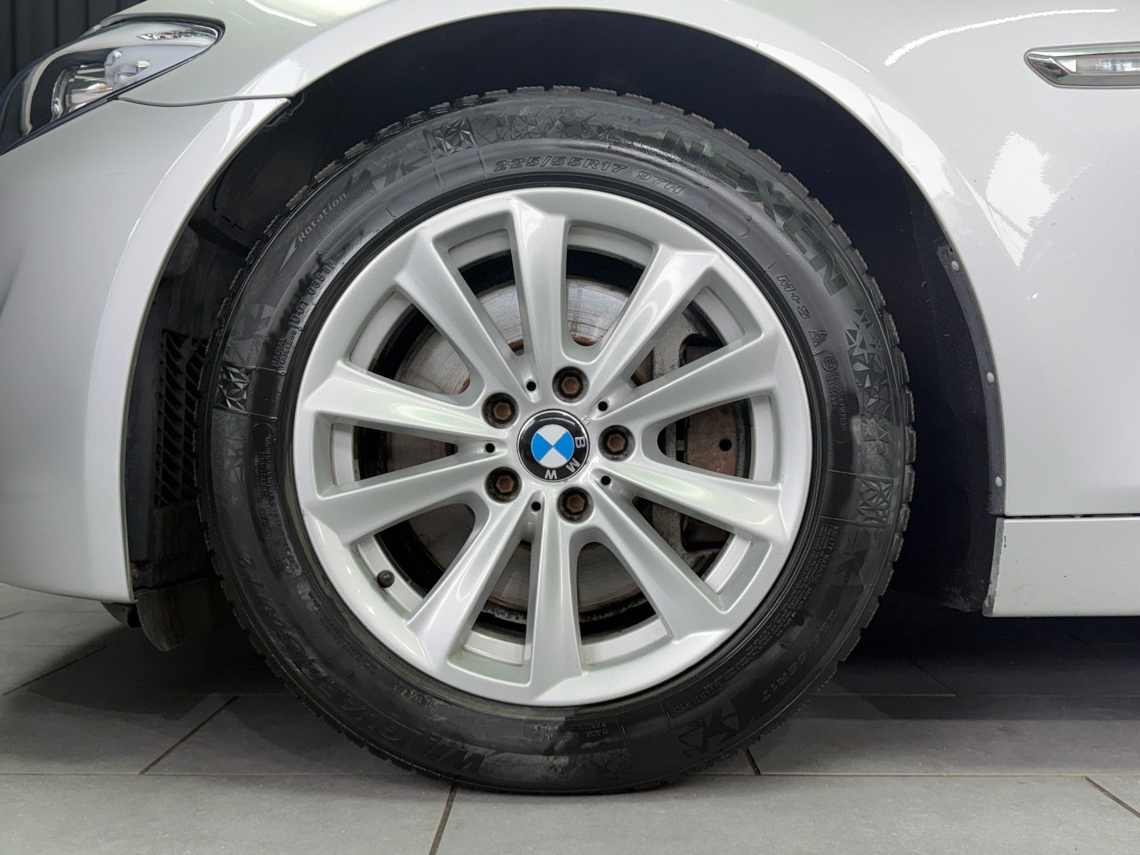 Fahrzeugabbildung BMW 530d Limousine |AUTOMATIK|PANO|NAVI|PDC