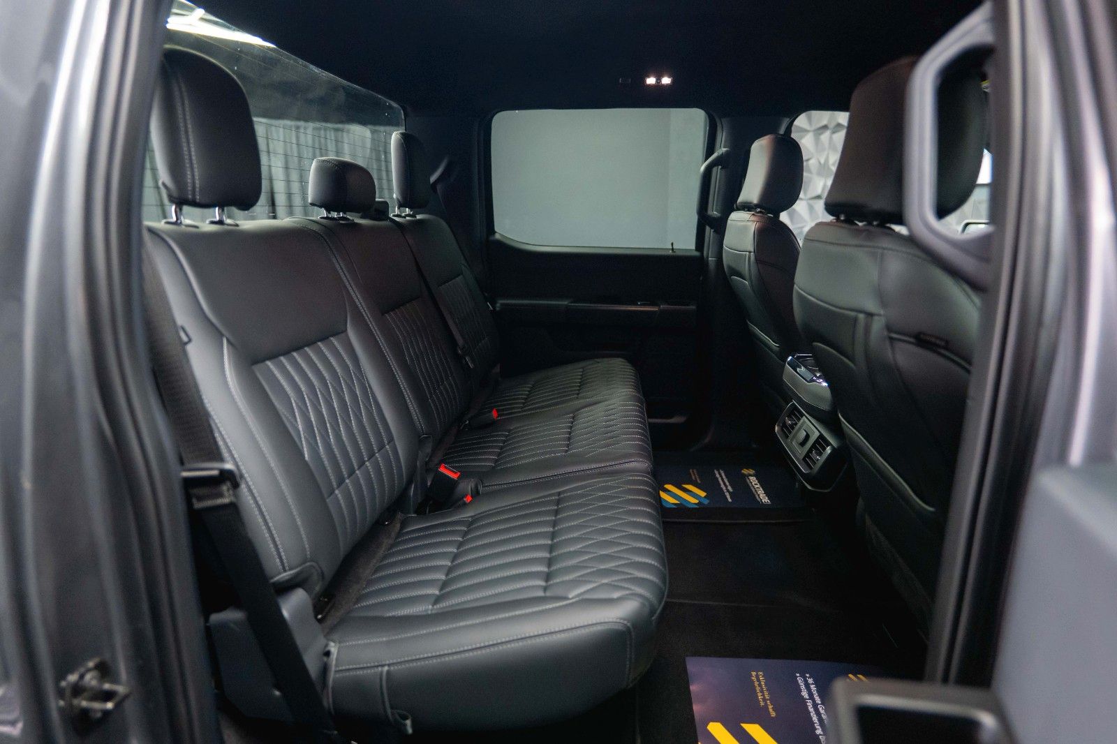 Fahrzeugabbildung Ford F150 5.0L V8 4x4 Offroad SuperCrew RAPTOR 19%