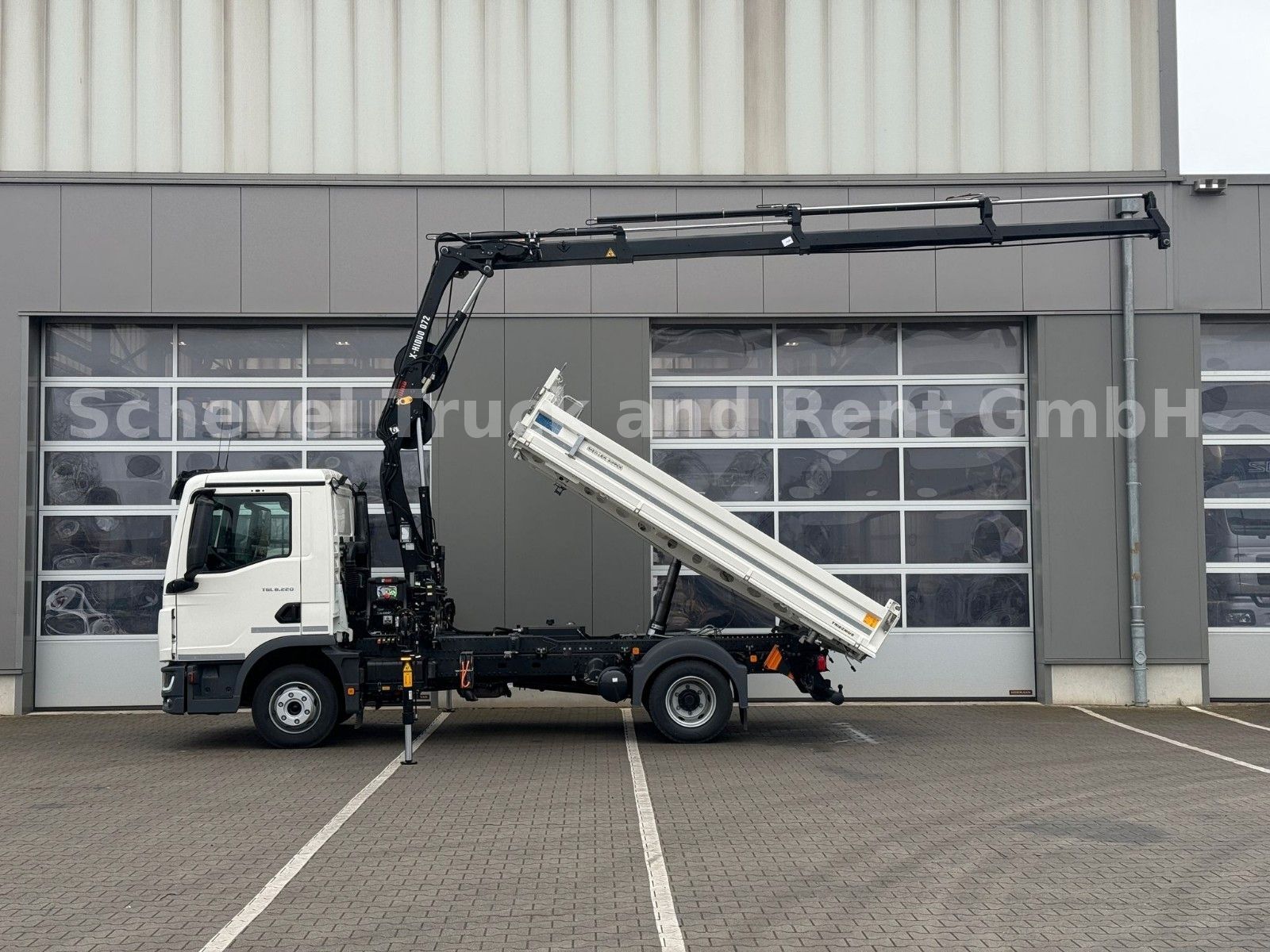 Fahrzeugabbildung MAN TGL 8.220 MEILLER TRIGENIUS 2x Ahk HIAB 072