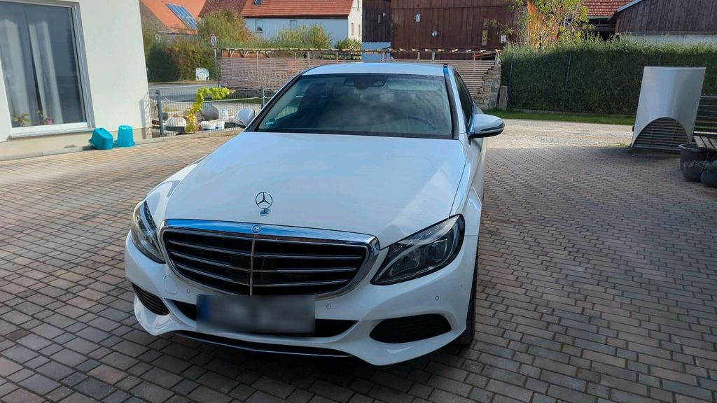 Image of Mercedes-Benz C 400