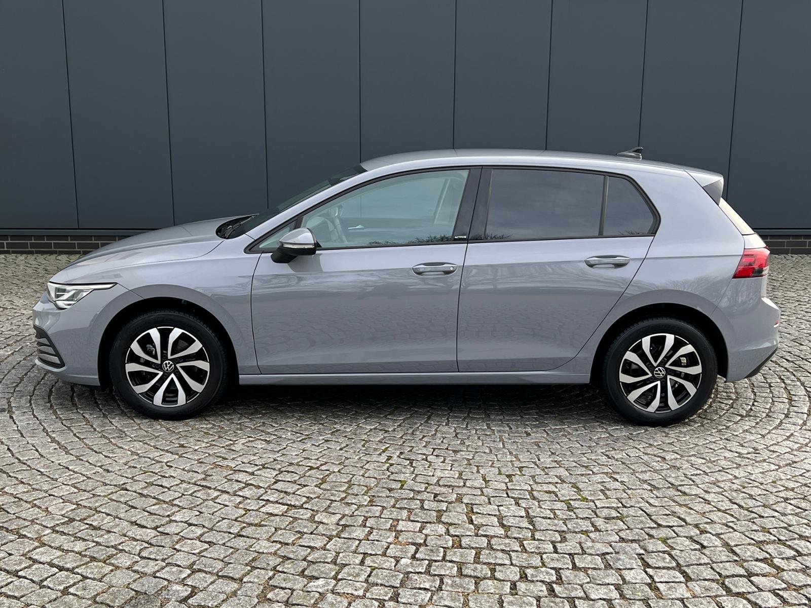 Volkswagen Golf VIII "ACTIVE" 2.0 TDI *Navi, Climatronic, S