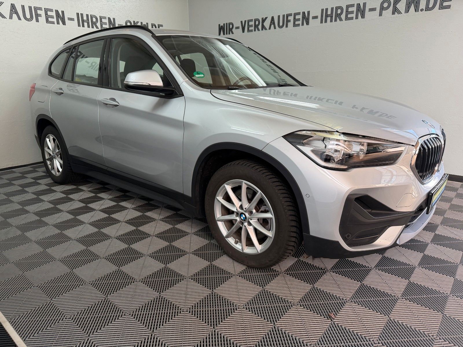 BMW X1 xDrive 25 e Advantage Hybrid 8xRäder TÜV9-27 foto 10