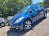 Mercedes-Benz A 180 BlueEFFICIENCY Sehr gepflegt ! - Mercedes-Benz A 180 mit 3 Türen