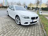 BMW 530d x Drive f11 M Paket Voll Ausstattung - BMW 530 Kombi 530d m paket voll mit Diesel-Antrieb