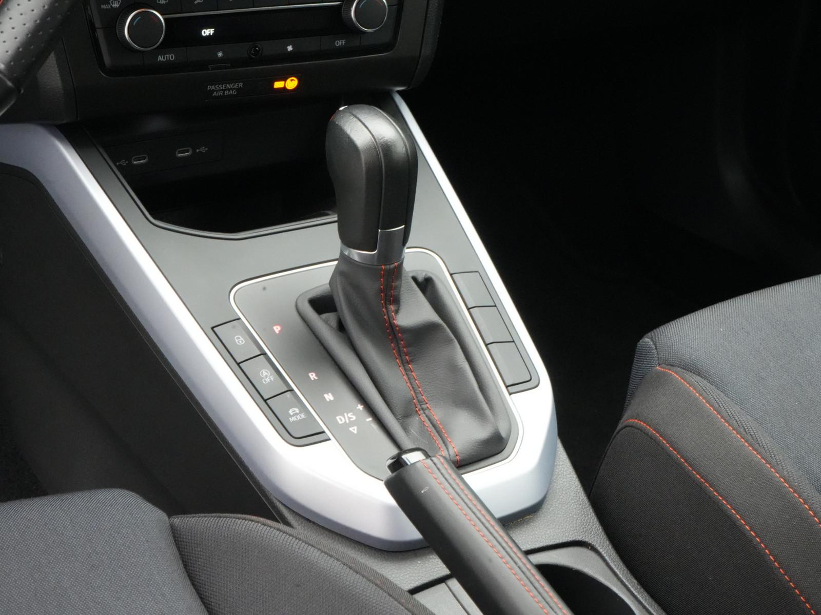 Seat Arona FR DSG NAVI VIRT CARPLAY LED PDC